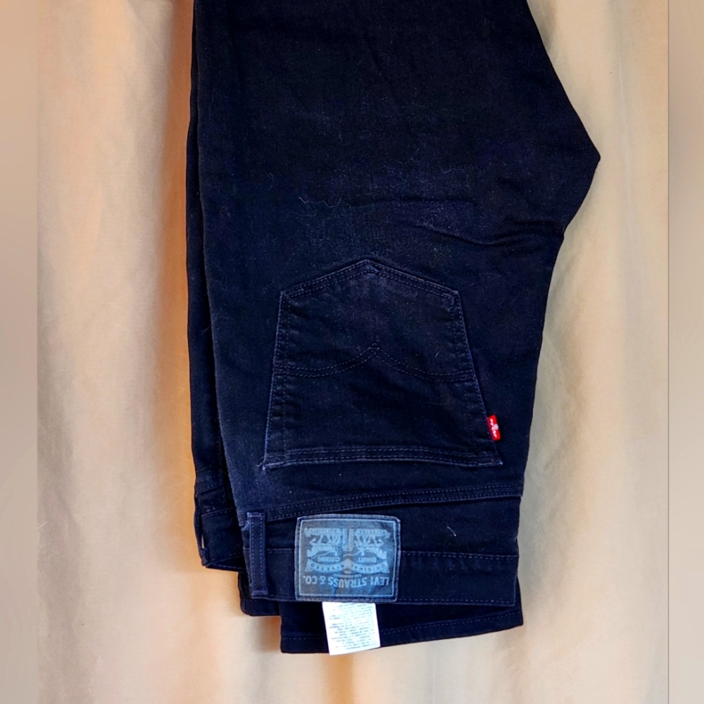 Like New Black Denim Levi's Jeans